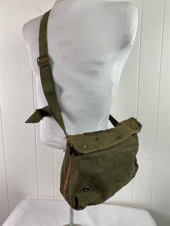 Vintage bag, 1940s bag, shoulder bag, fishing bag… - image 2