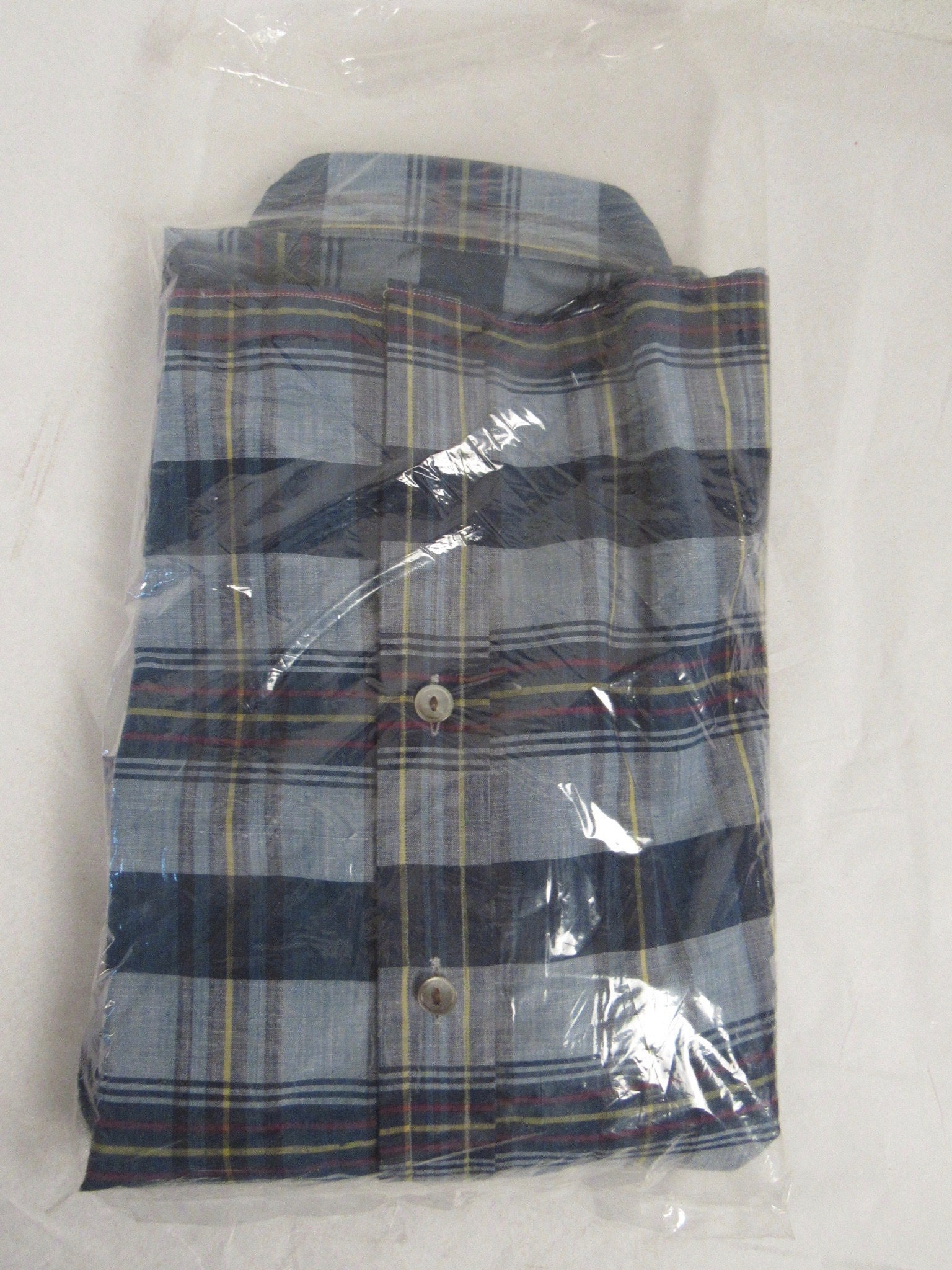 Vintage Shirt, M, Madras Shirt, 1960s Shirt, Madras Plaid, Vintage Madras, Women's Shirt, Vintage Clothing, Size Medium, NOS - Etsy Vintage Shirt, M, Madras Shirt, 1960s Shirt, Madras Plaid, Vintage Madras, Women's Shirt, Vintage Clothing, Size Medium, NOS - Etsy