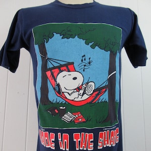 Vintage t shirt, Snoopy t shirt, made in the shade, Artex t shirt, Snoopy in hammock, Schultz t shirt, vintage clothing, size small
