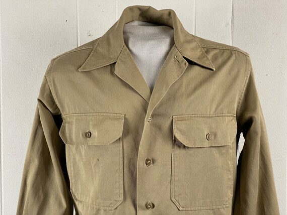 Vintage shirt, size medium, military shirt, Army shirt, 1940s shirt, khaki shirt, plain shirt, work shirt, vintage clothing View 3