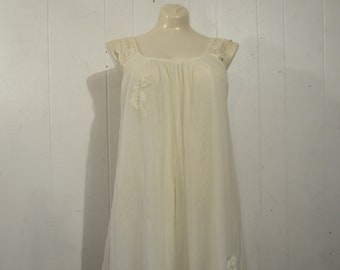 Vintage nightgown, nighty, sheer nightgown, 1950s nightgown, vintage clothing, medium