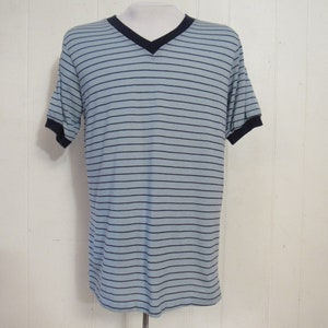 Vintage t shirt, V neck shirt, striped t shirt, blue shirt, horizontal stripes, vintage clothing, size large