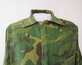 Vintage Jacket, 1960s Jacket , Camouflage Jacket, Camo Jacket, Reversible Camo Jacket, Military, Hunting Jacket, Vintage Clothing, Size M