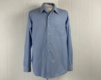 Vintage shirt, size medium, 1940s shirt, cotton shirt, button down shirt, blue shirt, Manhattan shirt, Mellotones, vintage clothing, 15 35