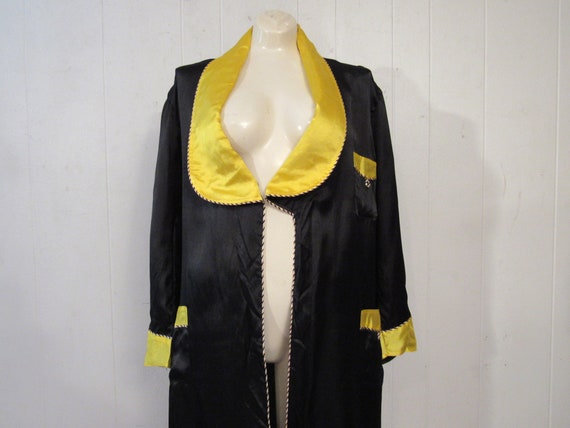 Vintage robe, asian robe, silk robe, black and ye… - image 1