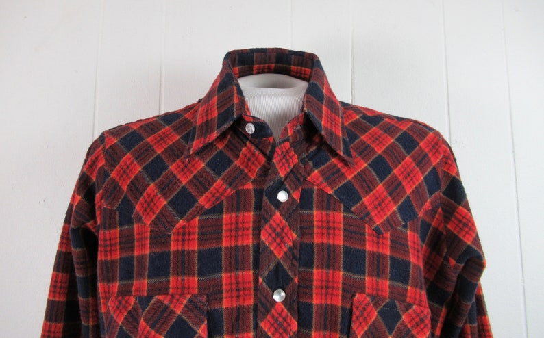 size medium vintage clothing plaid shirt cotton flannel shirt cowboy shirt 1970s shirt Vintage shirt