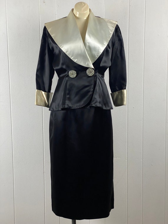 Vintage suit, size medium, 1940s suit, satin suit… - image 2