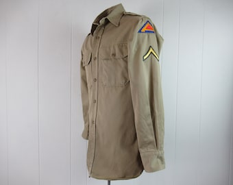 Vintage shirt, 1940s shirt, military shirt, Army shirt, khaki shirt, US Army, shirt with patches, vintage clothing, size medium