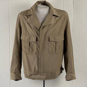 Chaqueta vintage, talla mediana, chaqueta de los años 40, chaqueta de rayón, chaqueta Sears, chaqueta caqui, chaqueta de camionero, ropa de trabajo vintage, ropa vintage