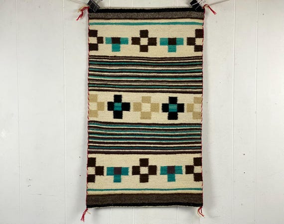 Vintage rug, Indian rug, Navajo rug, 1950s Navajo rug, Native American textile, southwestern rug, mid century rug, hand woven, 35 x 21"