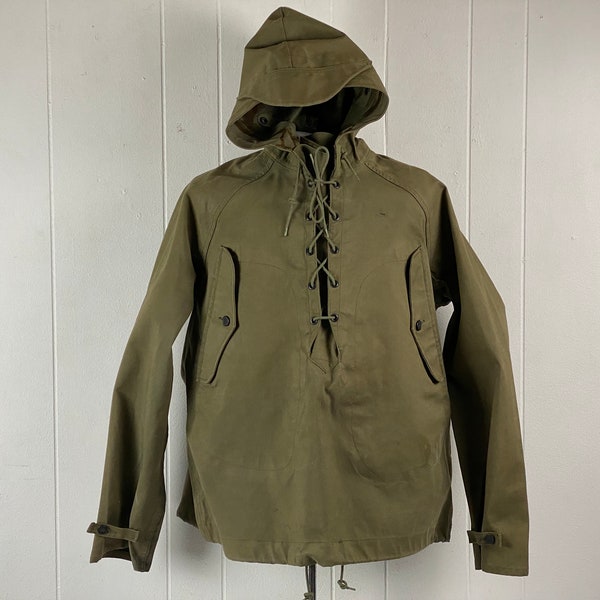 Vintage jacket, size large, 1950s parka, 1950s jacket, hooded jacket, military parka, army jacket, wet weather, vintage clothing