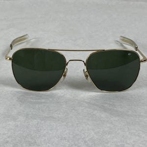 Vintage sunglasses, AO sunglasses, American Optical, aviator sunglasses, Original Pilot sunglasses, vintage eyewear, 55 [] 20, 140mm