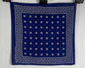 Vintage bandana, 1950s bandana, Tuside bandana, vintage workwear, blue bandana, vintage  bandana, Tuside Fast Color bandana, 16 1/2 X 15 3/4