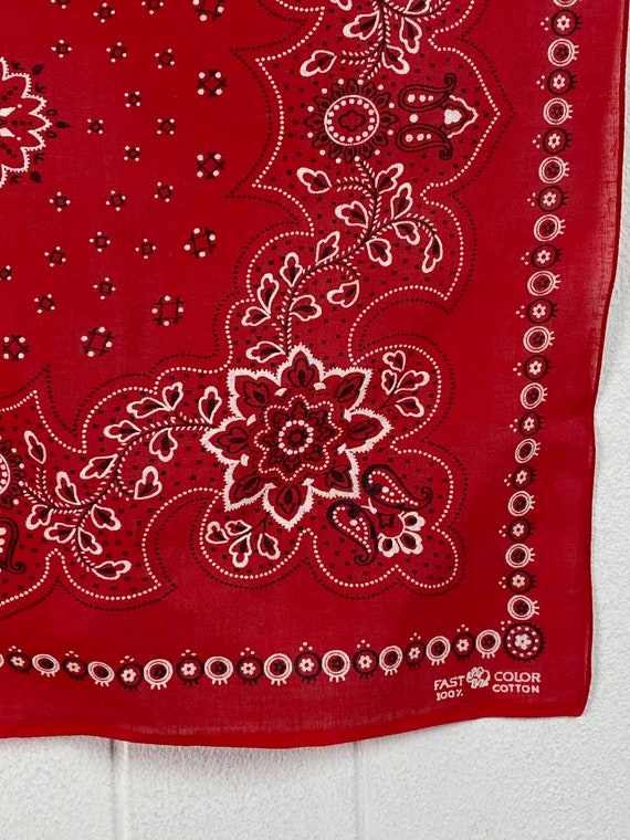 Vintage bandana, 1950s bandana, Fast Color, red b… - image 7