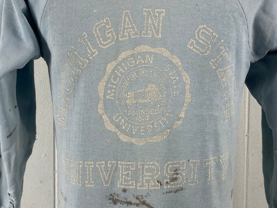 Vintage Sweatshirt, Size Medium, Hanes Windshield Sweatshirt