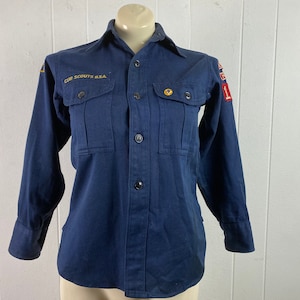 Vintage shirt, 1950s Boy Scout shirt, Cub Scouts shirt, 1950s shirt, Detroit shirt, shirt with patches, vintage clothing, size extra small