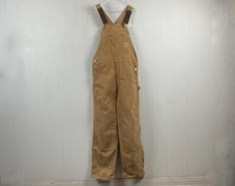 カスタム仕立てのカーハート製オーバーオール（ダークブラウン