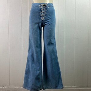 Bell bottom deals jeans 1960s