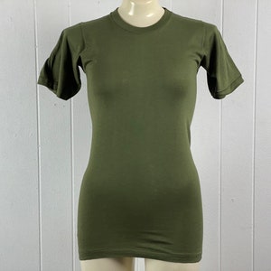 Vintage t shirt, size XS, Army shirt, 1960s t shirt, OG t shirt, Vietnam t shirt, green t shirt, military t shirt, vintage clothing, NOS