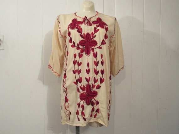 Vintage shirt, vintage tunic, ethnic shirt, embroidered shirt, hippy blouse, vintage clothing, medium