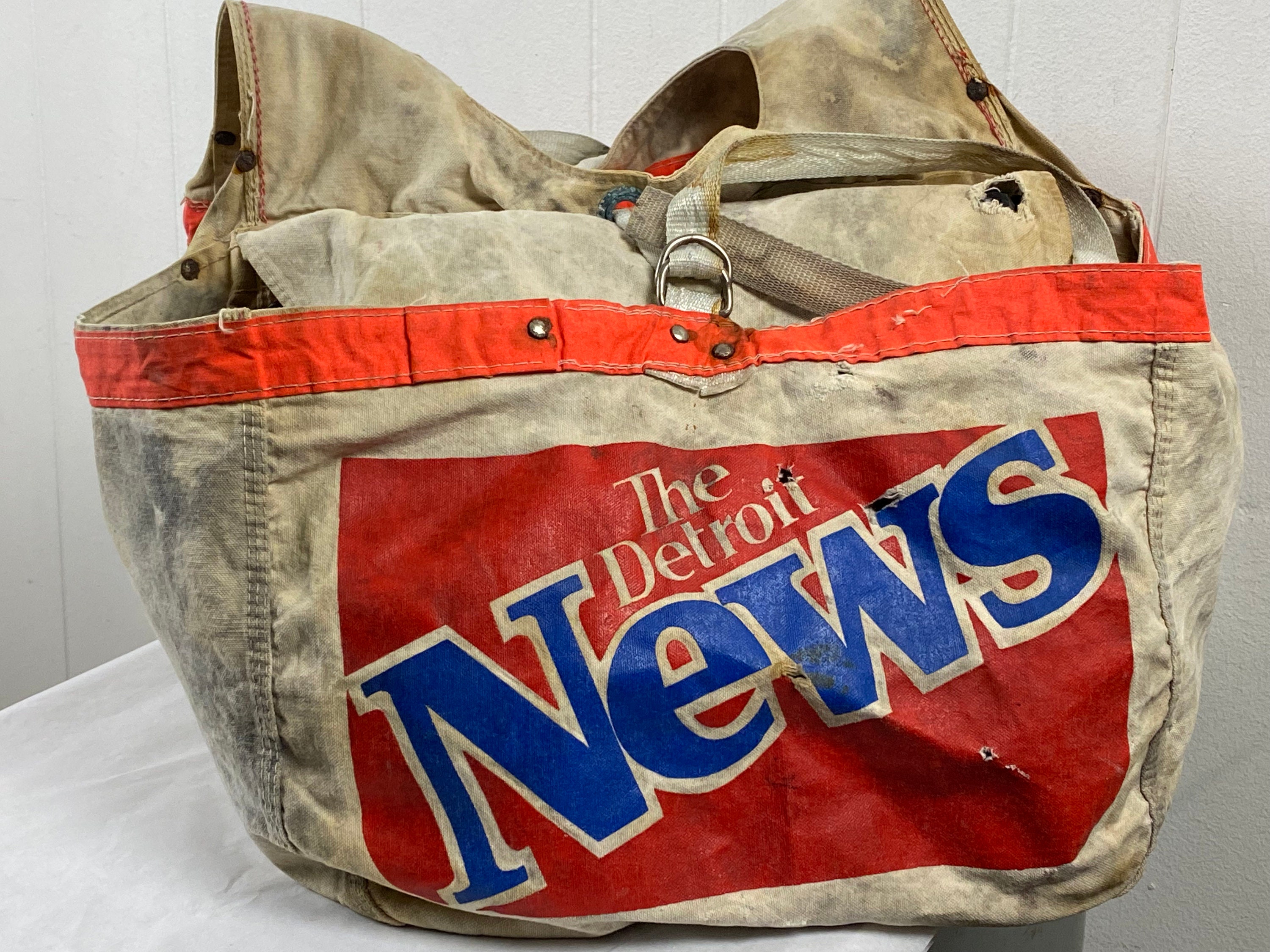 VINTAGE 60’S-70’S PRESS NEWSPAPER BAG