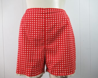 Vintage shorts, 1960s shorts, red shorts, back zip shorts, Joyce, vintage clothing, size medium