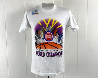 Camiseta vintage, talla mediana, camiseta de Detroit, camiseta de los Pistons, campeones del mundo, camiseta de baloncesto, Detroit Pistons, NBA, ropa vintage, NOS