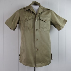 Vintage shirt, military shirt, U.S. Army shirt, 1950s shirt, khaki shirt, short sleeve shirt, vintage clothing, size medium