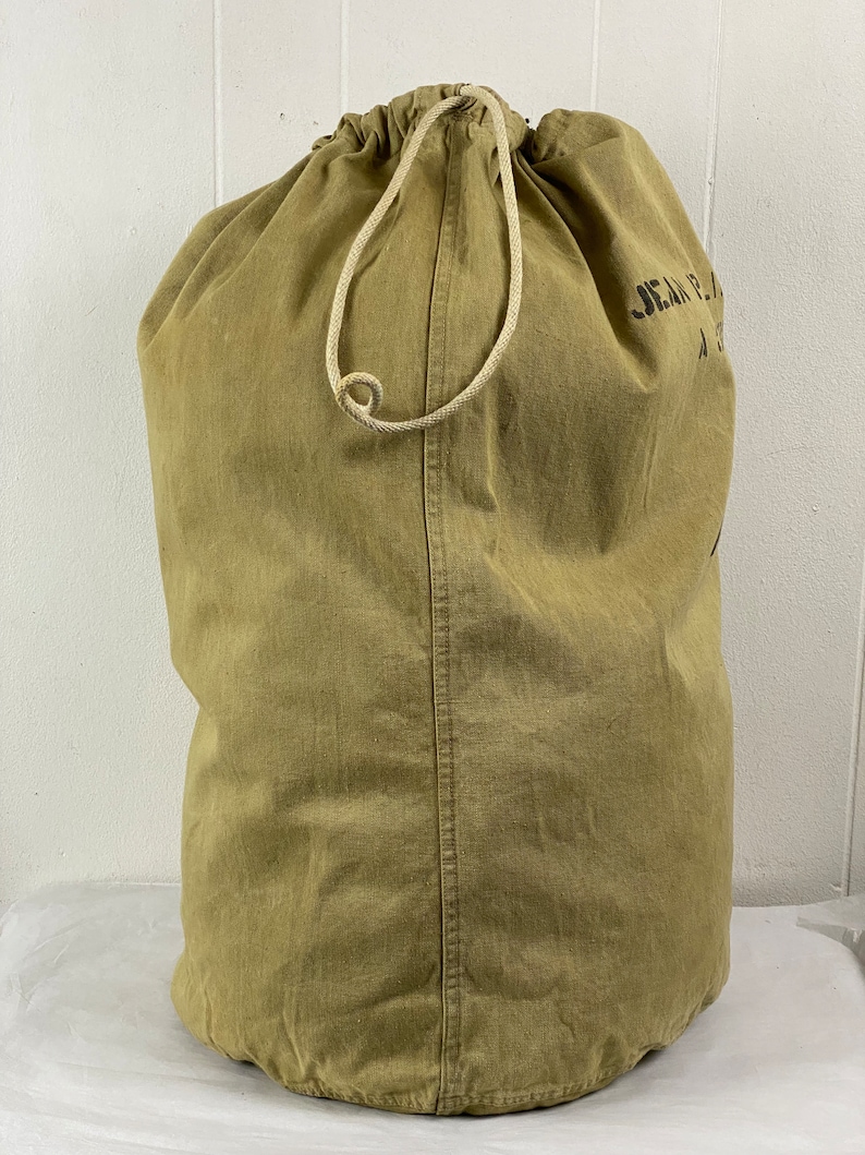 Vintage bag, duffle bag, 1940s bag, Woman's Army bag, W.A.S.P. bag, vintage knapsack, vintage duffel bag, stenciled bag, canvas bag, luggage image 7