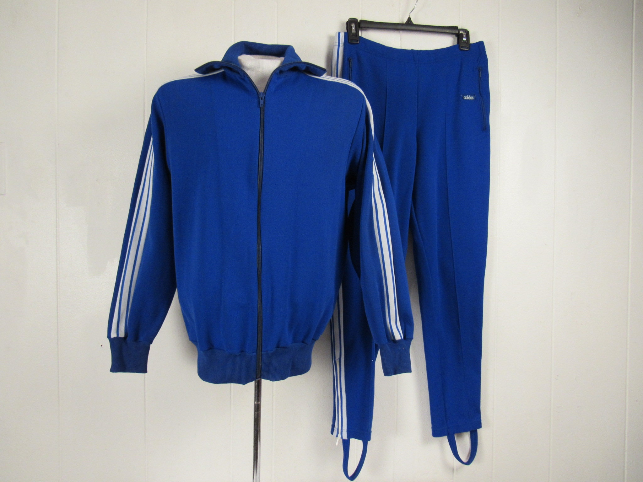 Simplemente desbordando secuestrar Cooperación Adidas Track Suit - Etsy