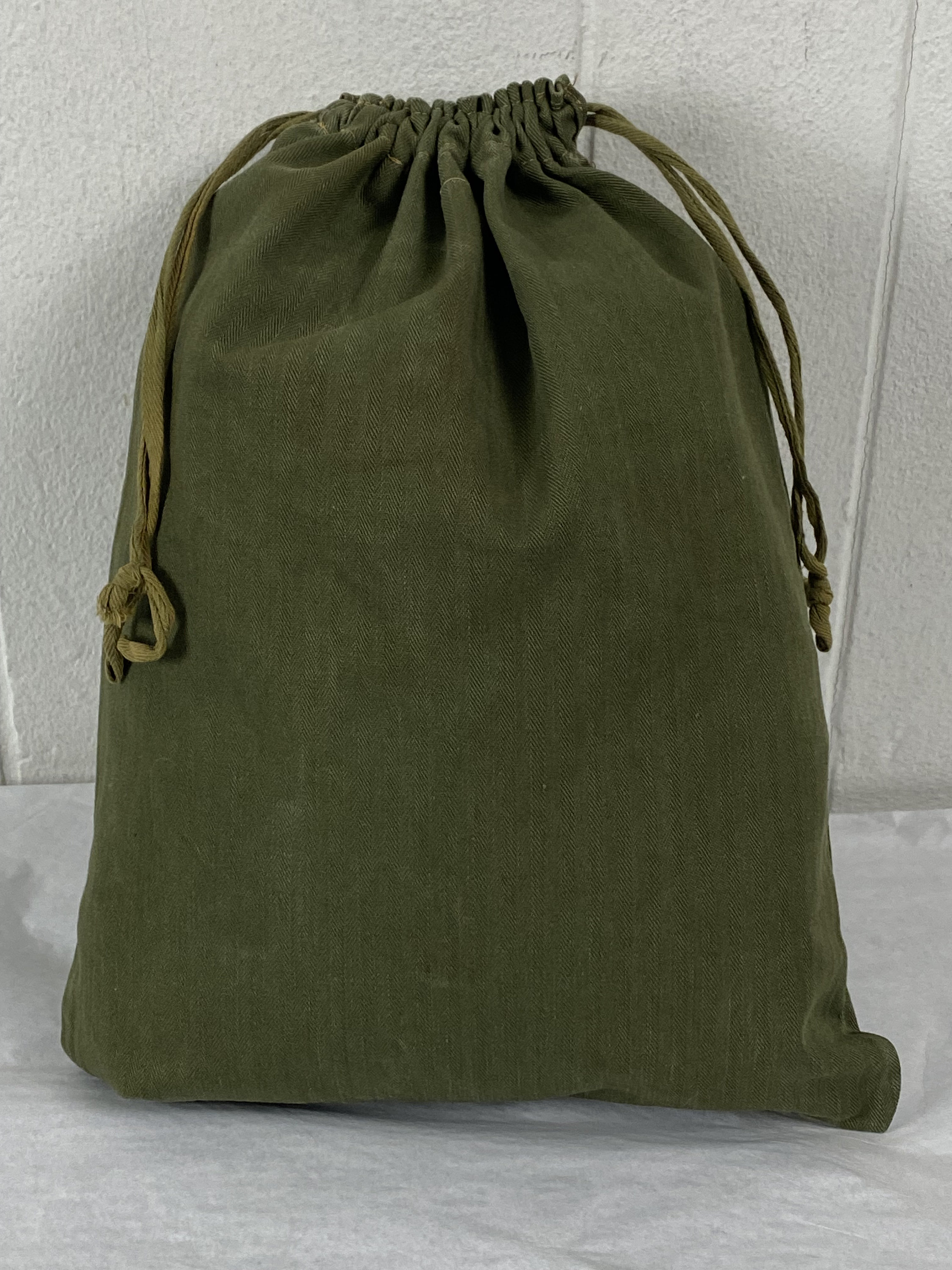 Vintage Bag, American Red Cross Bag, WWII Bag, Ditty Bag, 1940s Bag, Small Bag, Military Bag, HBT Bag, St Paul Minnesota, Vintage Luggage - Etsy UK Vintage Bag, American Red Cross Bag, WWII Bag, Ditty Bag, 1940s Bag, Small Bag, Military Bag, HBT Bag, St Paul Minnesota, Vintage Luggage - Etsy UK