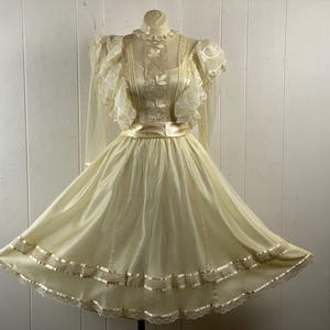 Vestido vintage, talla pequeña, vestido Gunne Sax, vestido de novia blanco marfil, vestido estilo pradera, vestido eduardiano, estilo cottage core, ropa vintage