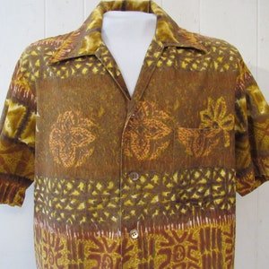 Vintage shirt, Hawaiian shirt, 1960s shirt, vintage Hawaiian, Tapas Hawaiian, vintage clothing, size large image 2
