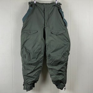 Size 32 Vintage 40s 50s US Military Winter Flying Suit Trousers Flight Cargo Pants Cold Weather Winter W/ Zippers USAF by Buaer - Etsy Size 32 Vintage 40s 50s US Military Winter Flying Suit Trousers Flight Cargo Pants Cold Weather Winter W/ Zippers USAF by Buaer - Etsy