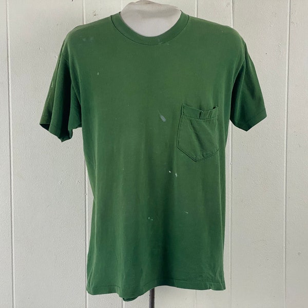 Vintage t shirt, size large, painter's t shirt, pocket t shirt, 1980s t shirt, distressed t shirt, green t shirt, vintage clothing