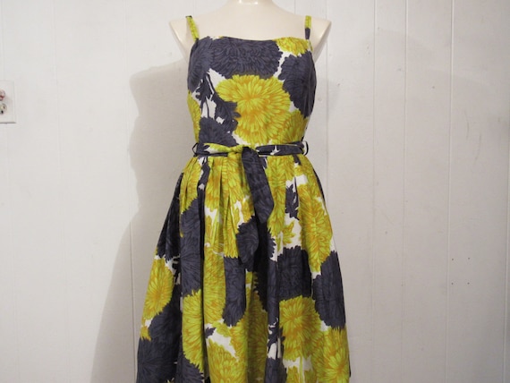 Vintage dress, Hawaiian dress, cotton dress, beach