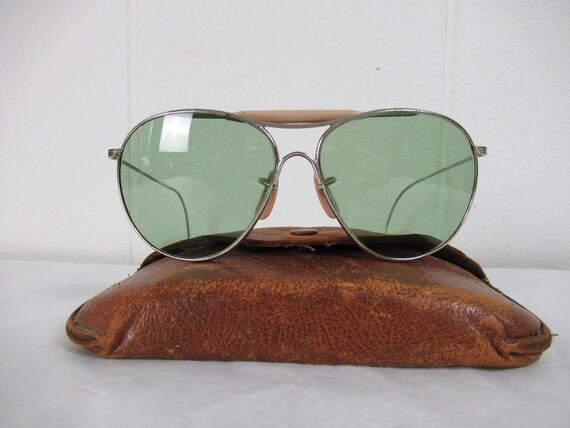 Vintage sunglasses, aviator sunglasses, 1940s sung