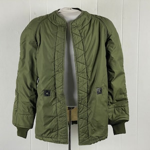 Vintage jacket, 1960s jacket liner, WWII jacket, U.S. Army jacket liner, jacket liner, military jacket, vintage clothing, NOS
