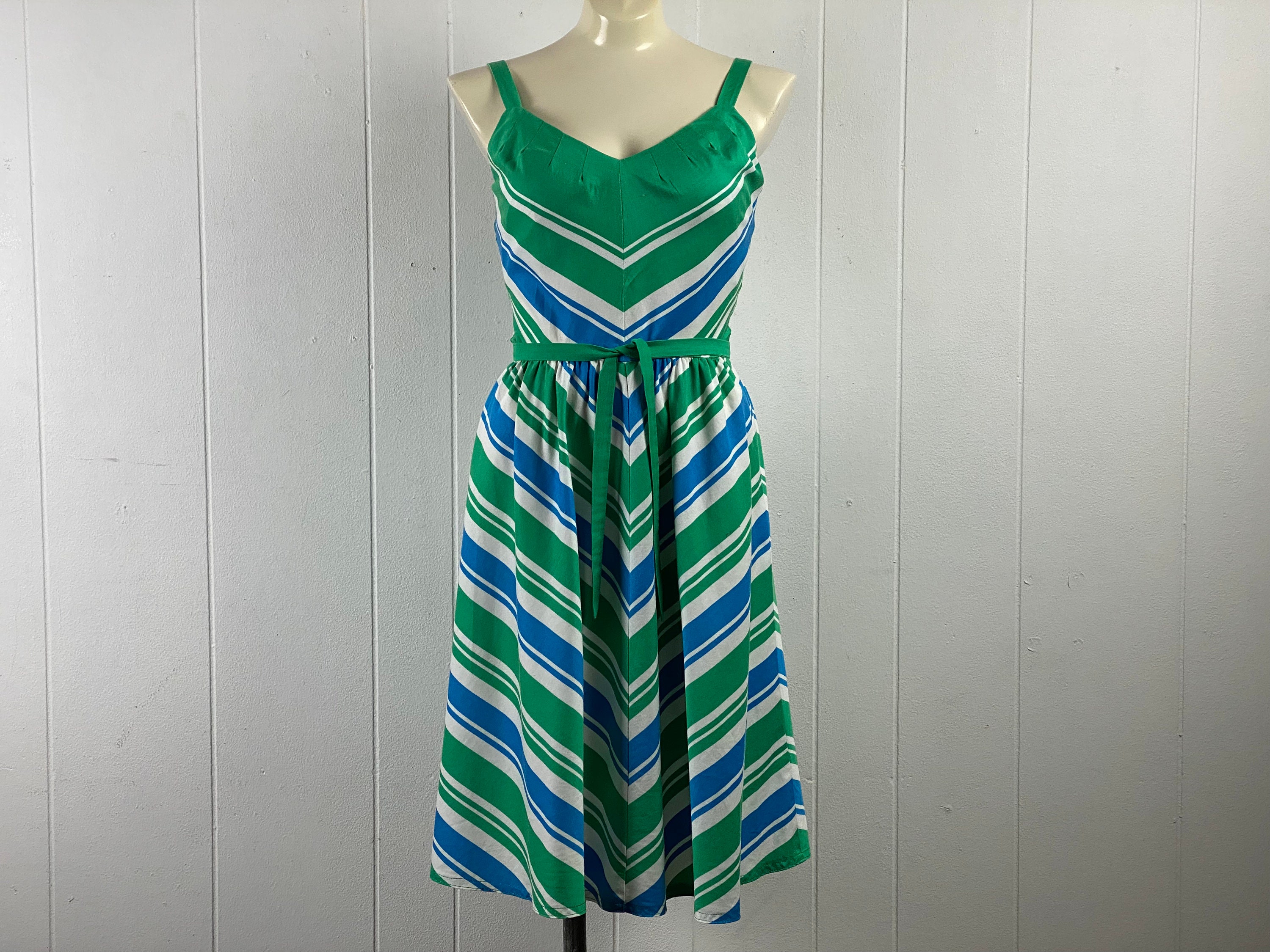 Vintage dress, size medium, Malia dress, 1970s dress, striped dress, green blue White dress, cotton dress, Sun dress, Vintage clothing
