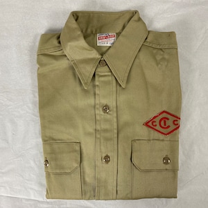Vintage shirt, size medium, 1950s work shirt, Finck&#39;s Red Bar, khaki shirt, button down shirt, vintage workwear, vintage clothing, NOS