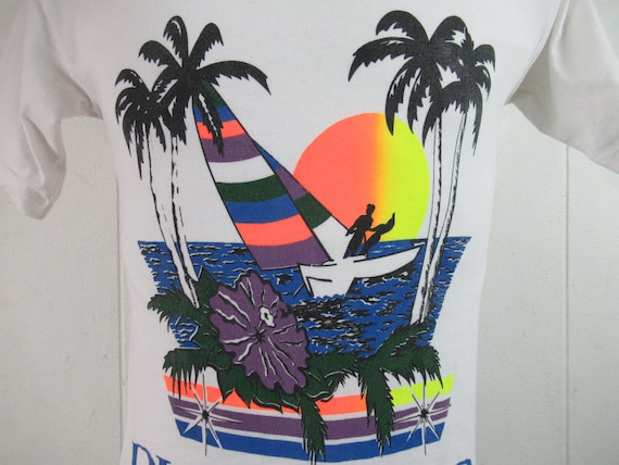 Vintage Watch Palm Tree & Sailboat Vtg 80s Palm Tree Wrist Watches | Zazzle main image 3