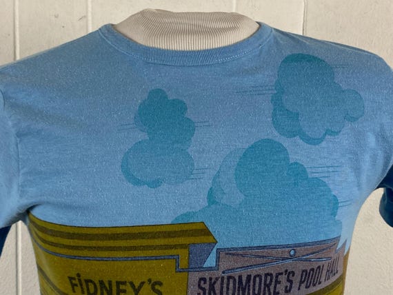 Vintage t-shirt, size medium, 1950s street scene,… - image 5