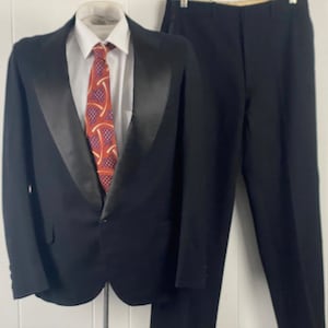 Vintage tuxedo, size small, 1920s tuxedo, jacket and pants, 1920s suit, black tux, vintage tux, vintage clothing, size 37