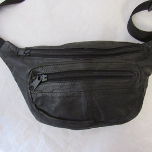 Vintage fanny pack, 1980s fanny pack, black leather fanny pack, vintage bag image 4