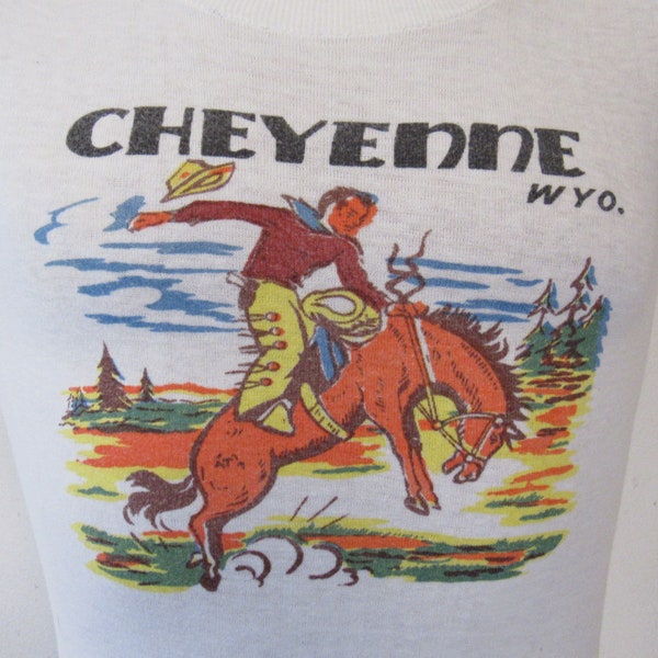 Vintage t shirt, 1940s t shirt, Cheyenne Wyoming, cowboy t shirt, bucking bronco, western t shirt, vintage clothing, size small