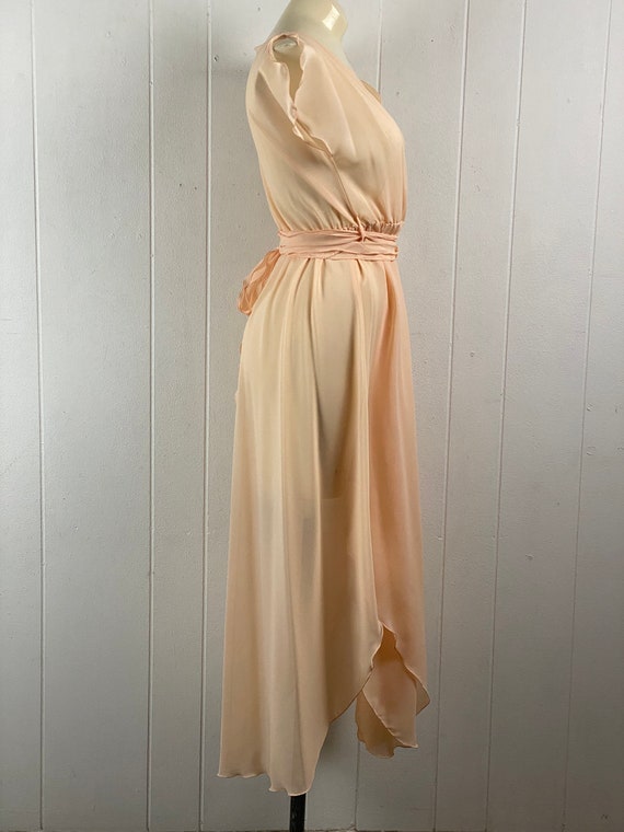 Vintage lingerie set, vintage nightgown and robe,… - image 10