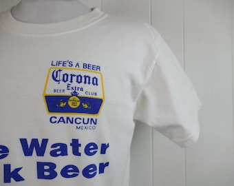 Camiseta vintage, camiseta de cerveza, camiseta Corona, camiseta divertida, cerveza Corona, camiseta de viaje, Cancún, ropa vintage, tamaño mediano