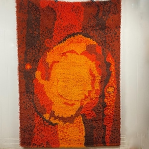 Vintage rug, 4.5&#39; X 6.5&#39;, Rya rug, 1970s rug, shag rug, mid century modern rug, 1960s rug, MCM rug, orange rug, abstract rug, modern decor