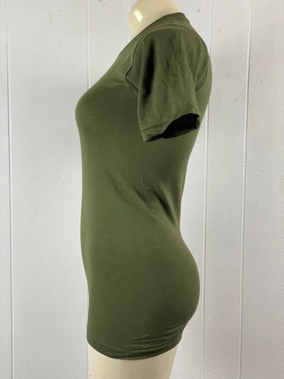 Vintage t shirt, size XS, Army shirt, 1960s t shirt, OG t shirt, Vietnam t shirt, green t shirt, military t shirt, vintage clothing, NOS View 4
