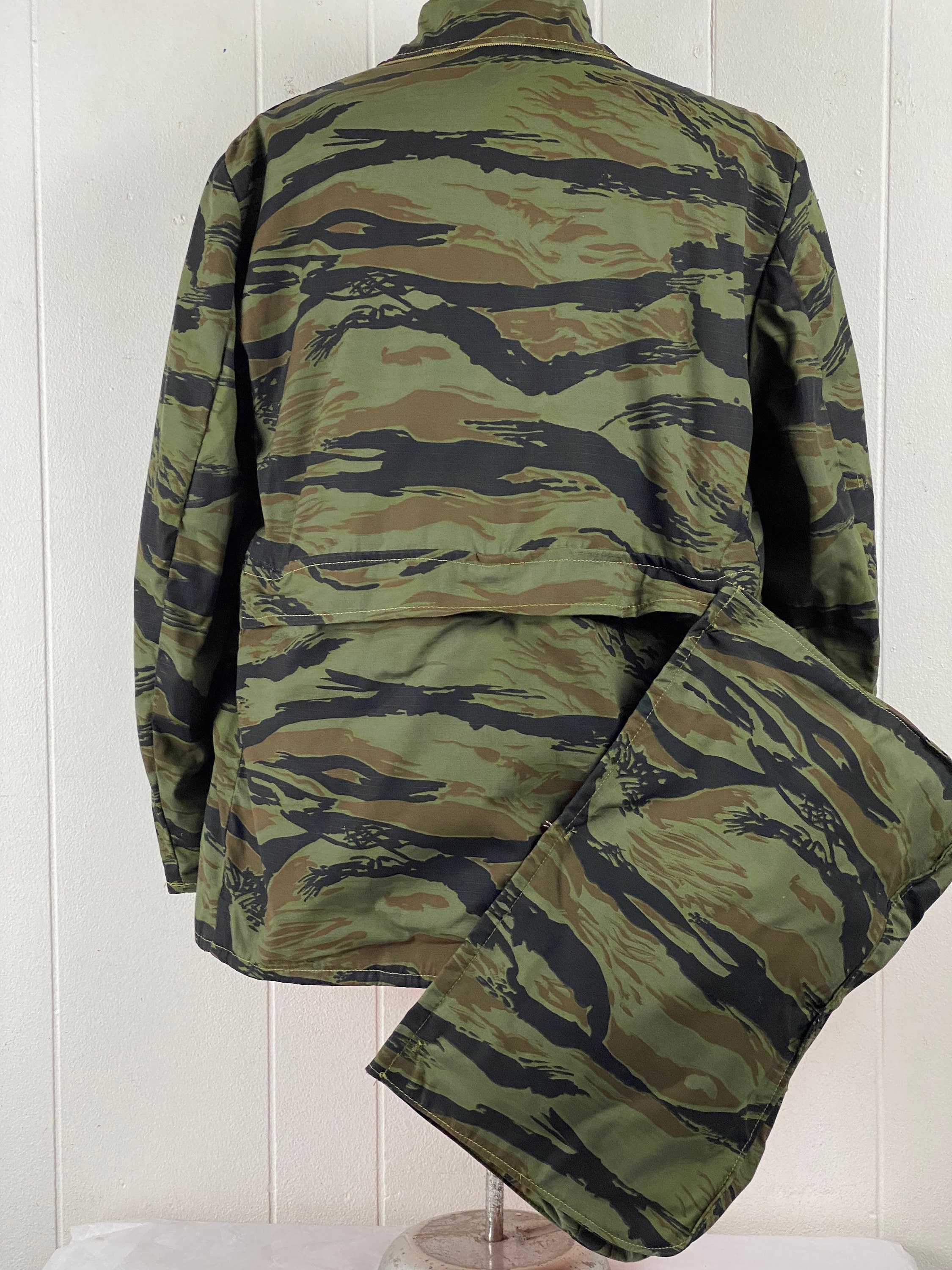 Vintage Jacket, Size 44, Tiger Stripe Jacket, Camouflage